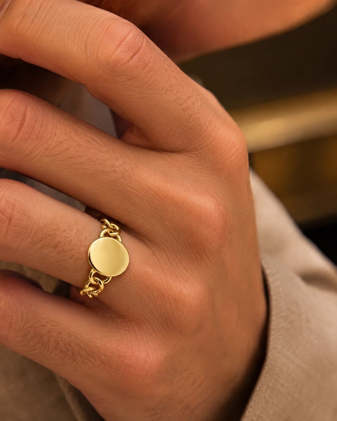 Anello in oro giallo 18 kt