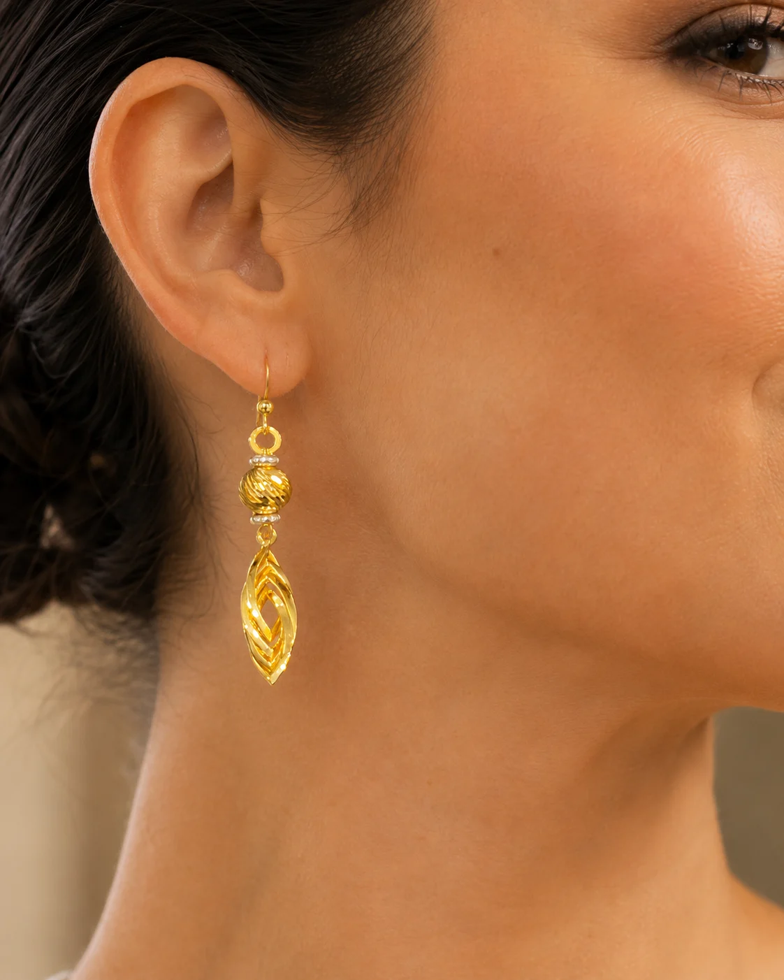 Orecchini pendenti bicolori in oro 18 kt