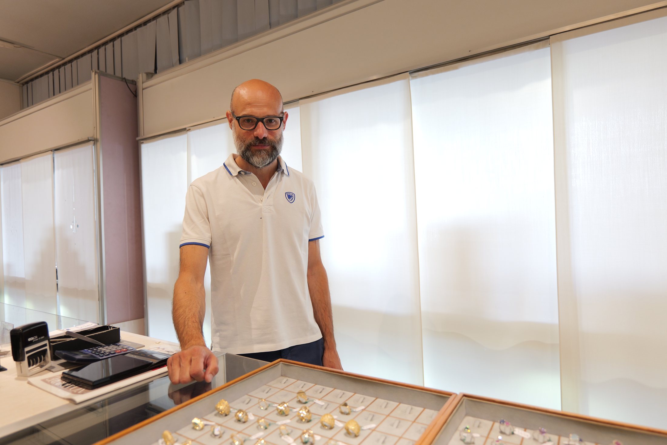 Marcello al banco gioielleria